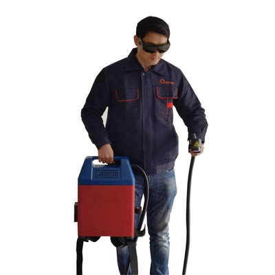 Tragbarer, luftgekühlter Rucksack-Laserreiniger für Rostoxid-Lackierbeschichtungen mit 24-monatiger Garantie